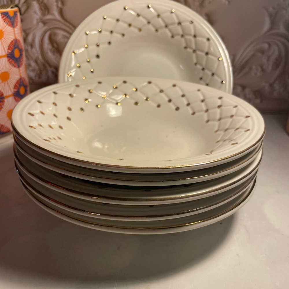 Gibson gold basket bowls set of 6 Euc